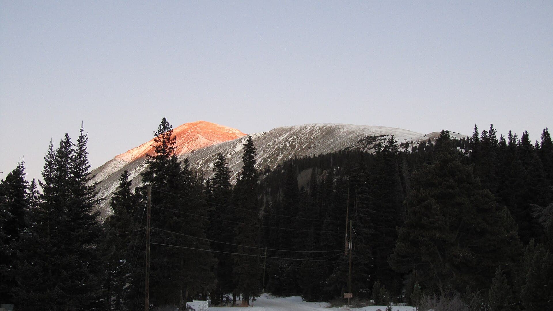Quandary Peak Parking: Reservations, the Shuttle, and How to Avoid a Ticket