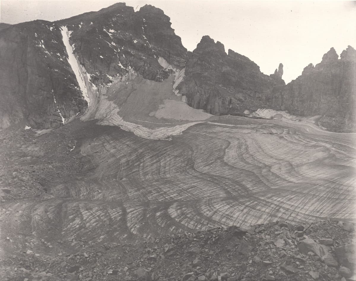 The Isabelle Glacier basin high on the Continental Divide above the Long Lake Trailhead