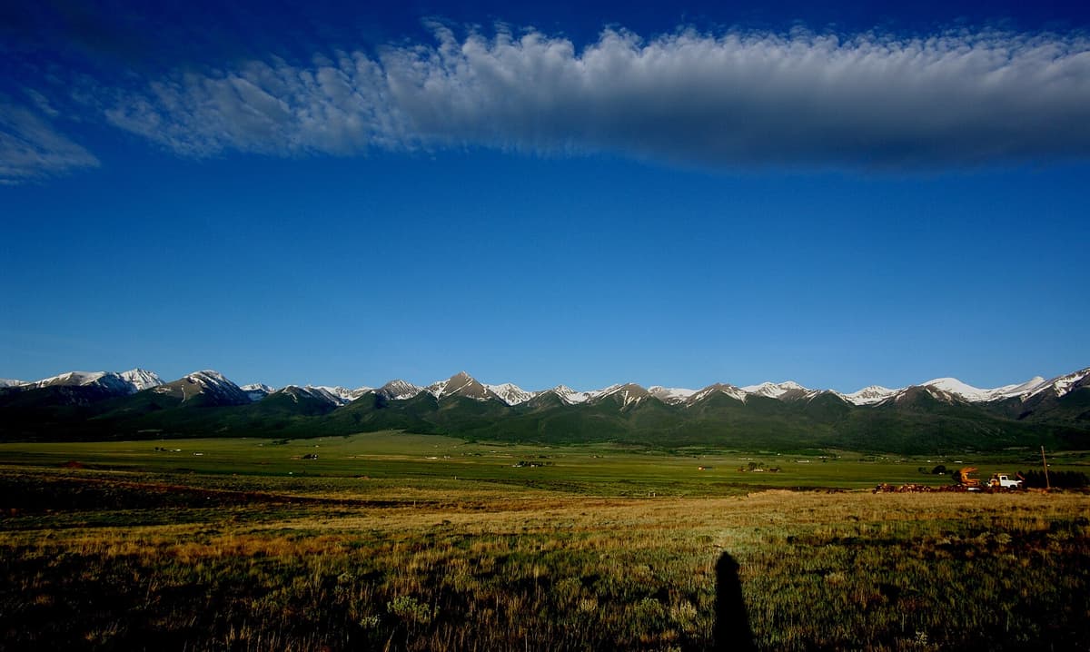 Trailhead views toward the Sangre de Cristo peaks near Westcliffe